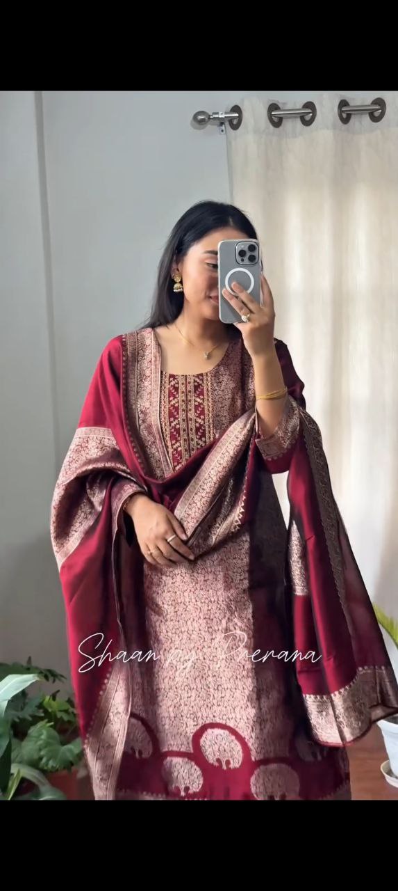 Beautiful Suit Sets in pure Banarasi Suit Set Top pent with duppta with jcard wiving