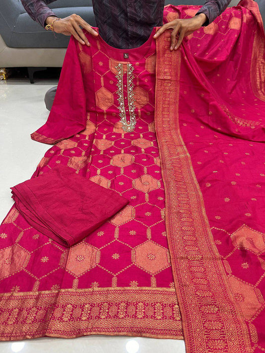 Beautiful Suit Sets in pure Banarasi Suit Set