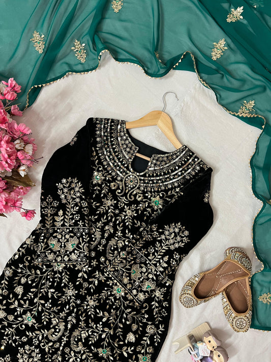 THE BEAUTY OF YOUR WARDROBE WITH THIS NEWLY LAUNCHED VELVET KURTI-PLAZZO SET