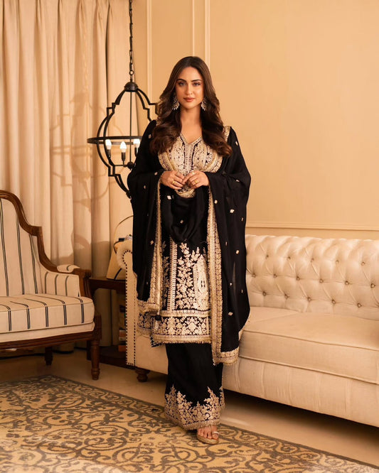 BEAUTIFUL KURTA SET IN GEORGETTE FABRIC WITH AMAZING SEQUINS & THREAD EMBROIDERY WORK